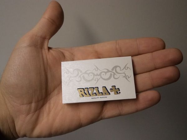 Rizla Vit Mini Dubbel cigarettpapper (5 förpackningar)