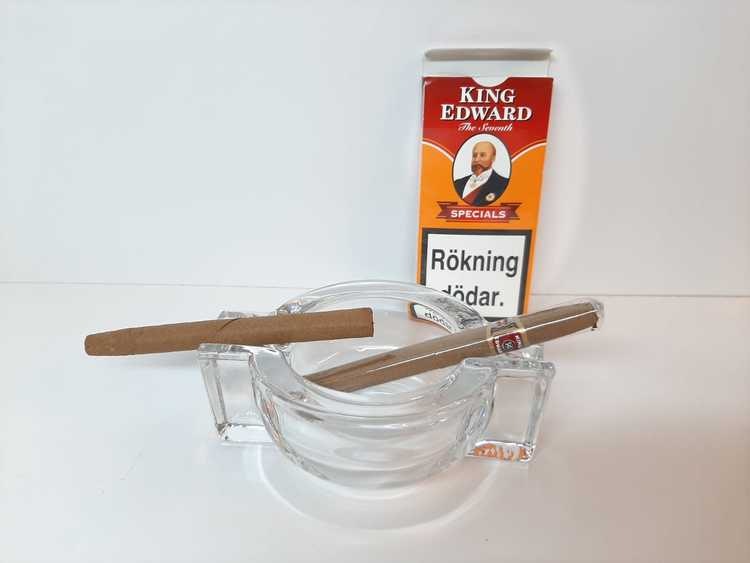 Minicigarr & Cigarrill askkopp / Askfat för två cigarrer