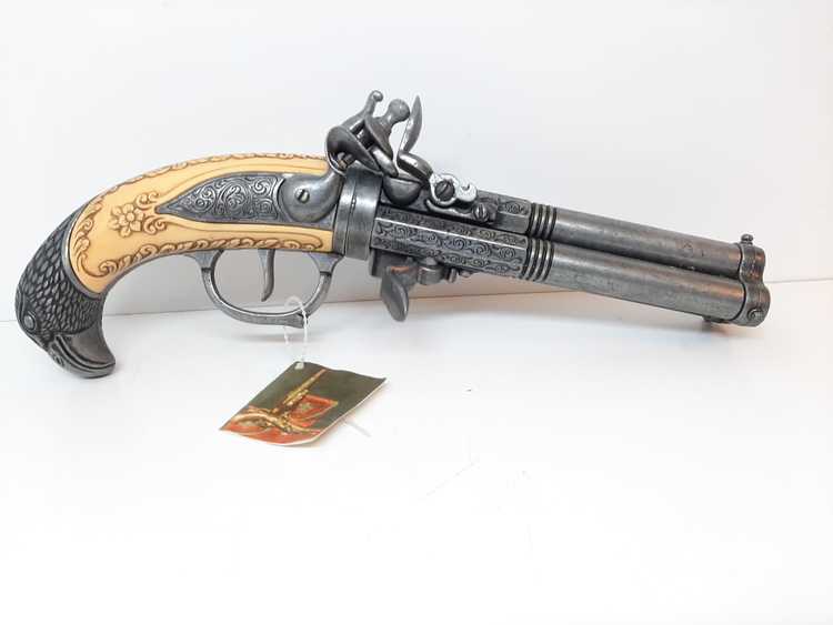 Flintlåspistol 3 pipor (pirat pistol) replika