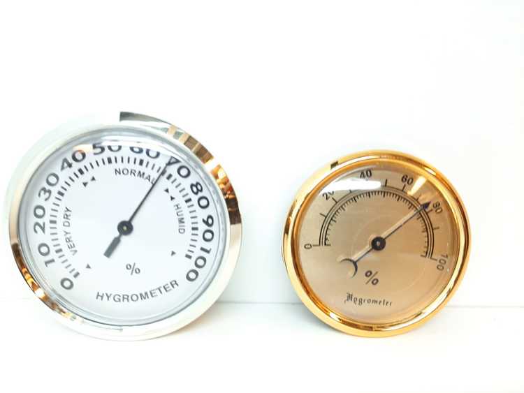 Hygrometer till humidor (2 stycken)
