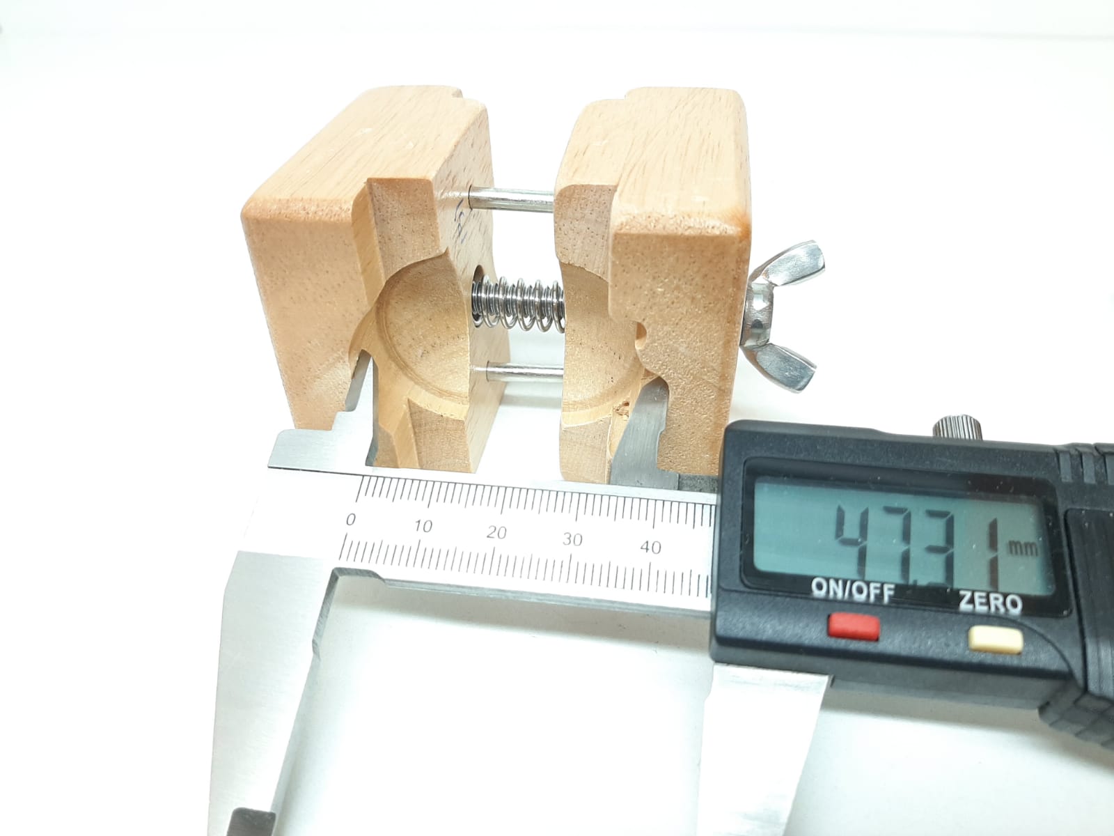 Klockhållare / Klämma i trä (Klocka/urmakeri verktyg)