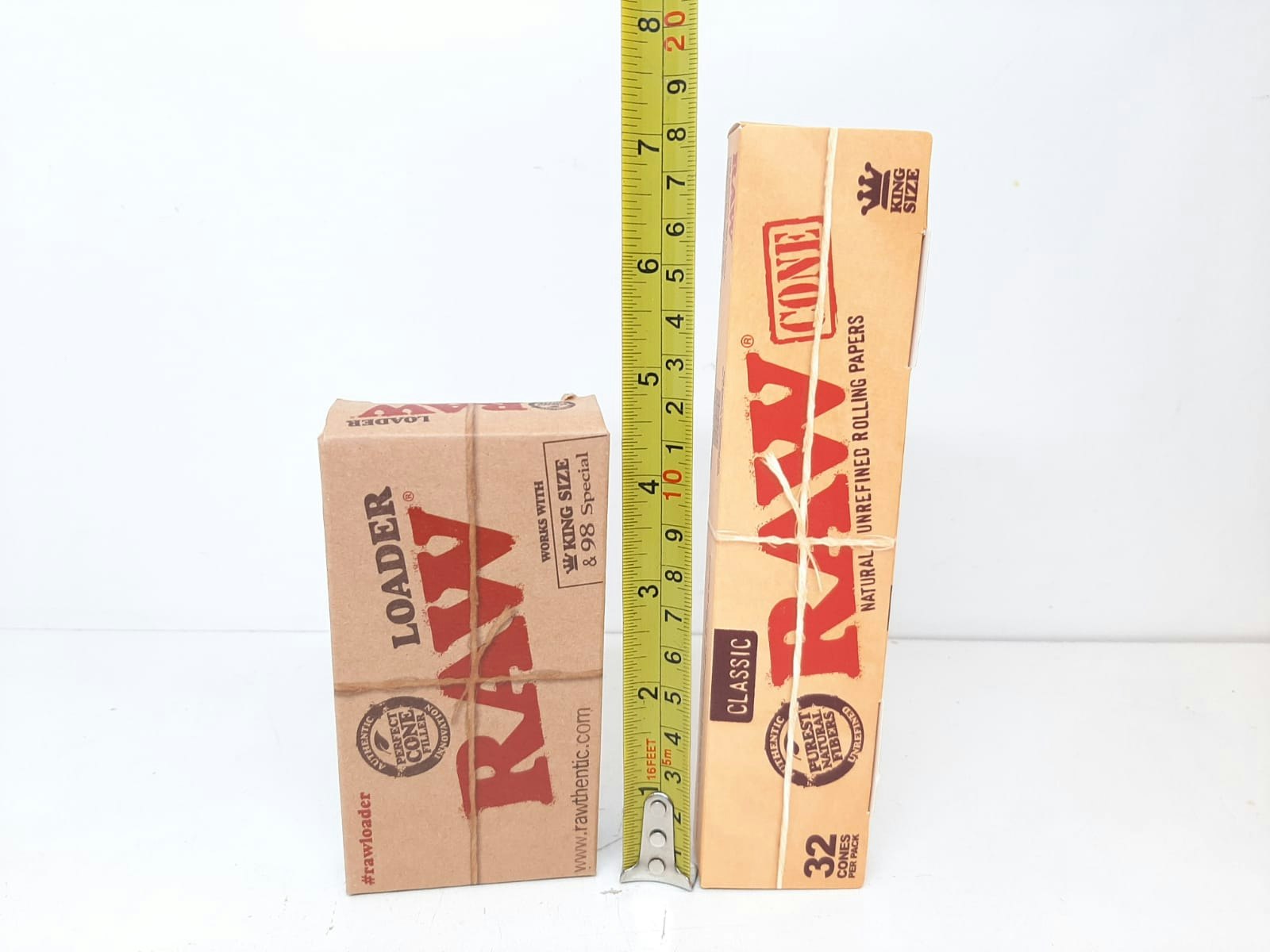 RAW Loader + 32 cones papper (cigarettpapper)