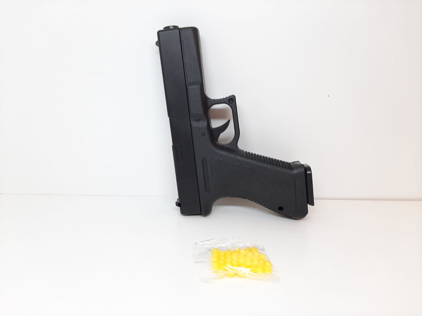 Soft Air Gun "Glock" Plast (Air Soft)