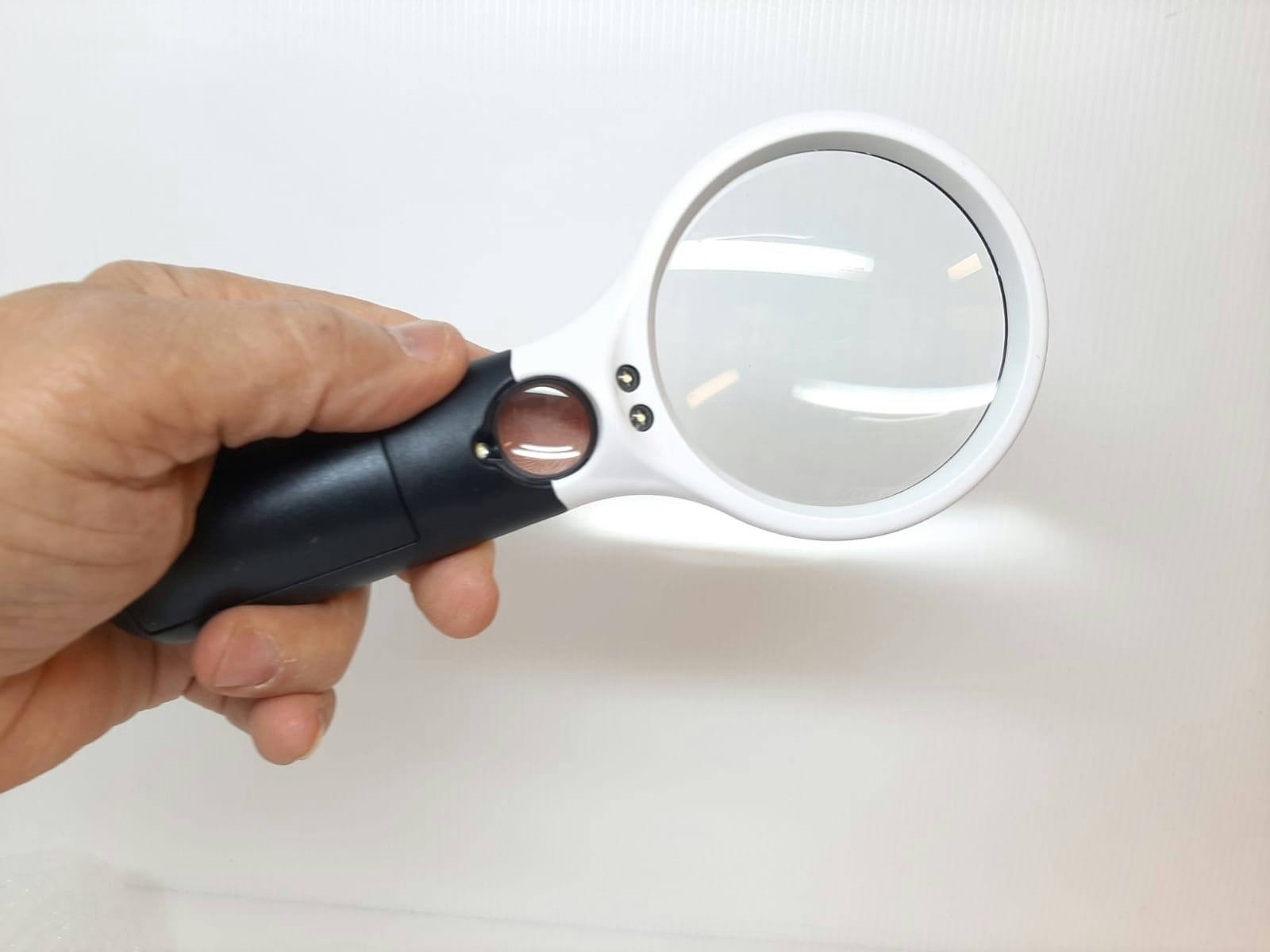Förstoringsglas med LED (x10)