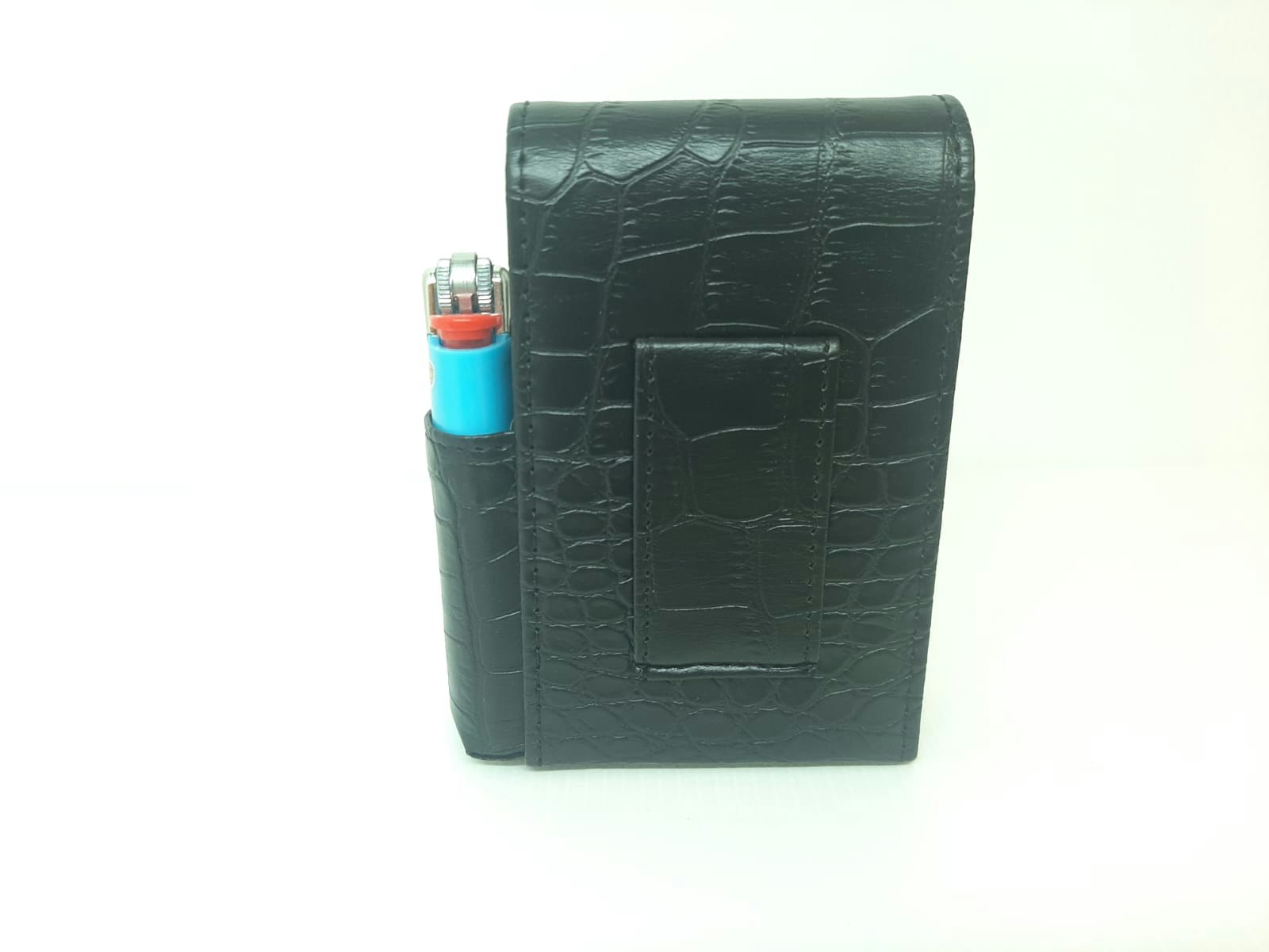 Cigarettetui + BIC Tändare
