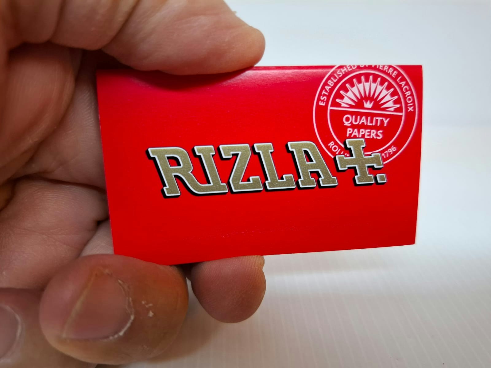 DISPLAY: Rizla Röd Mini Dubbel (cigarettpapper)