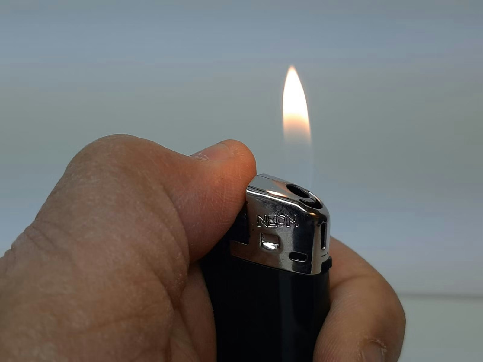 DISPLAY: Rizla Silver Mini Dubbel (cigarettpapper)