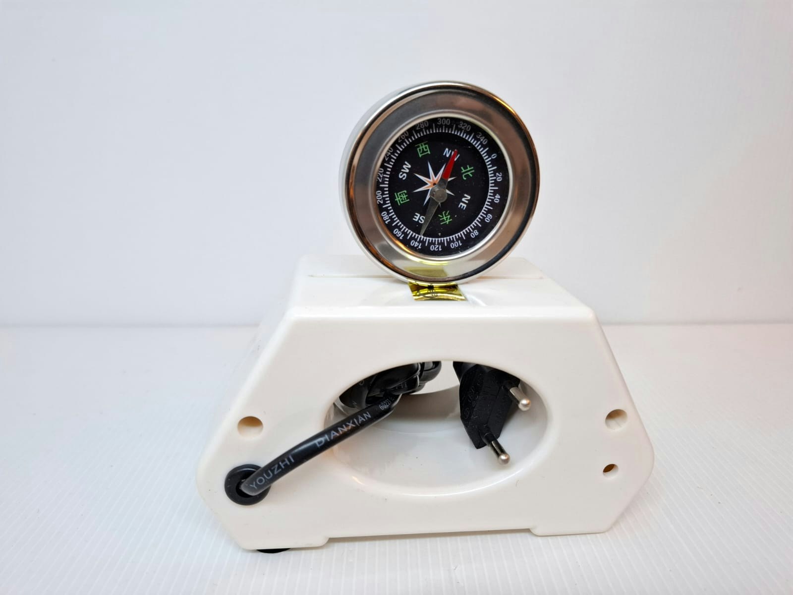Avmagnetiserare + Kompass