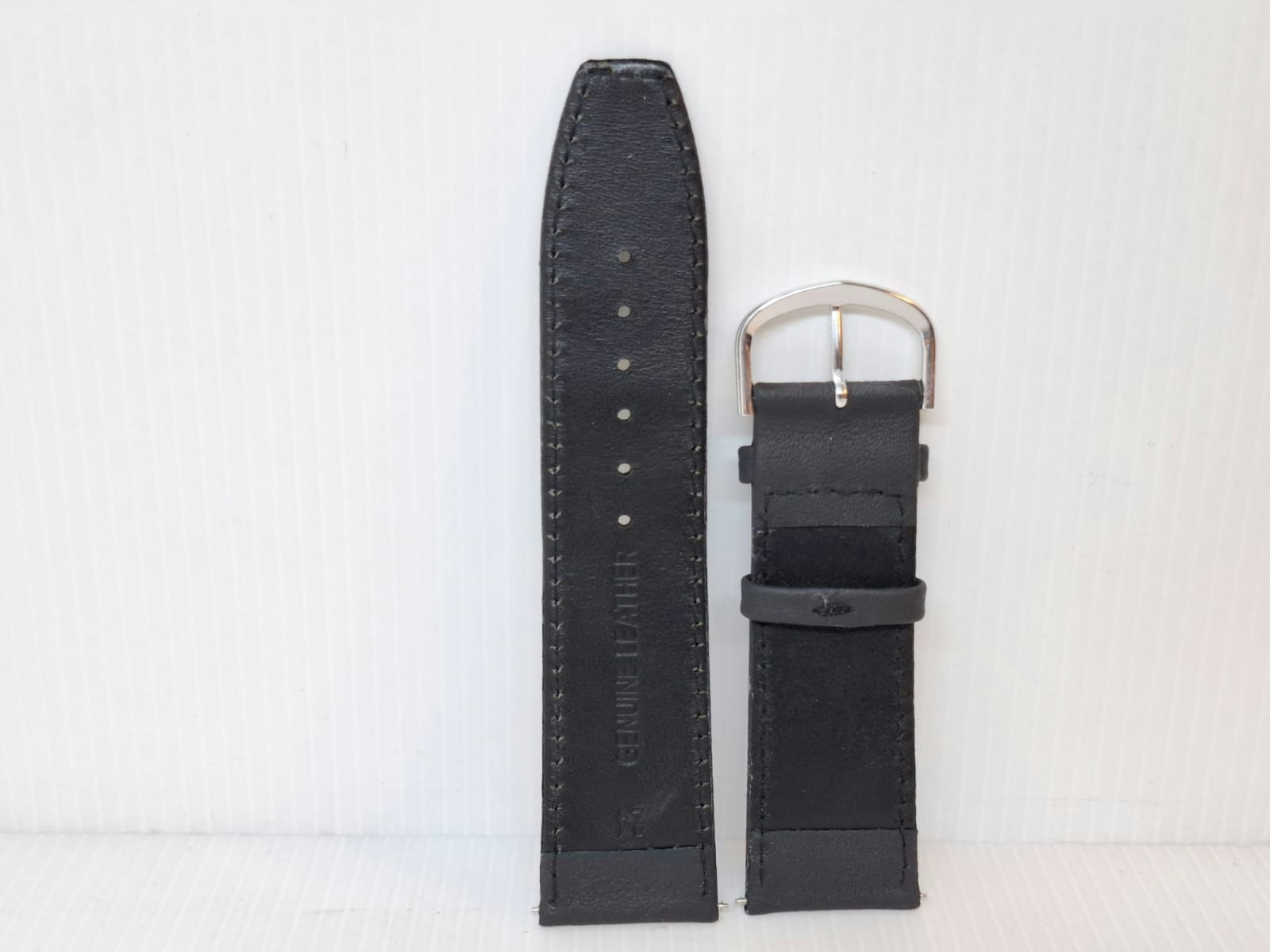 Armband SVART KALVSKINN (24 mm)