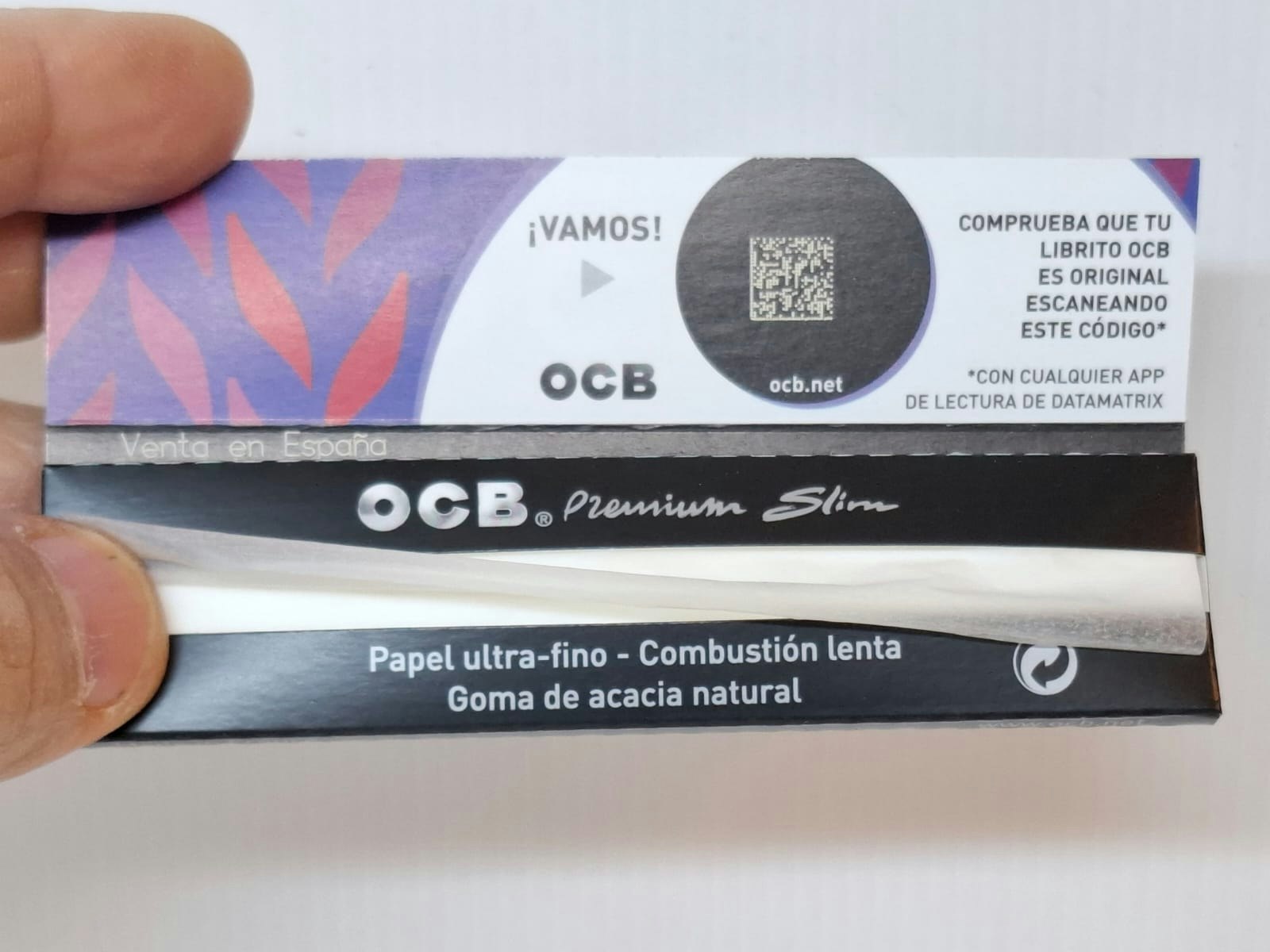 DISPLAY: OCB Kingsize Slim (cigarettpapper)