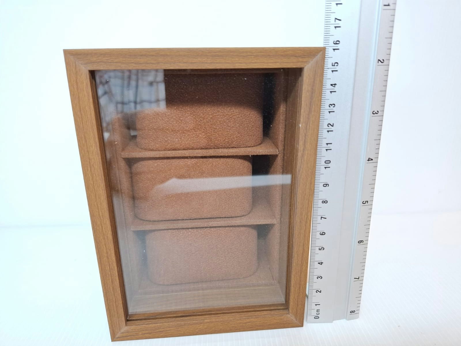 Klocklåda Trä (för 3 klockor)