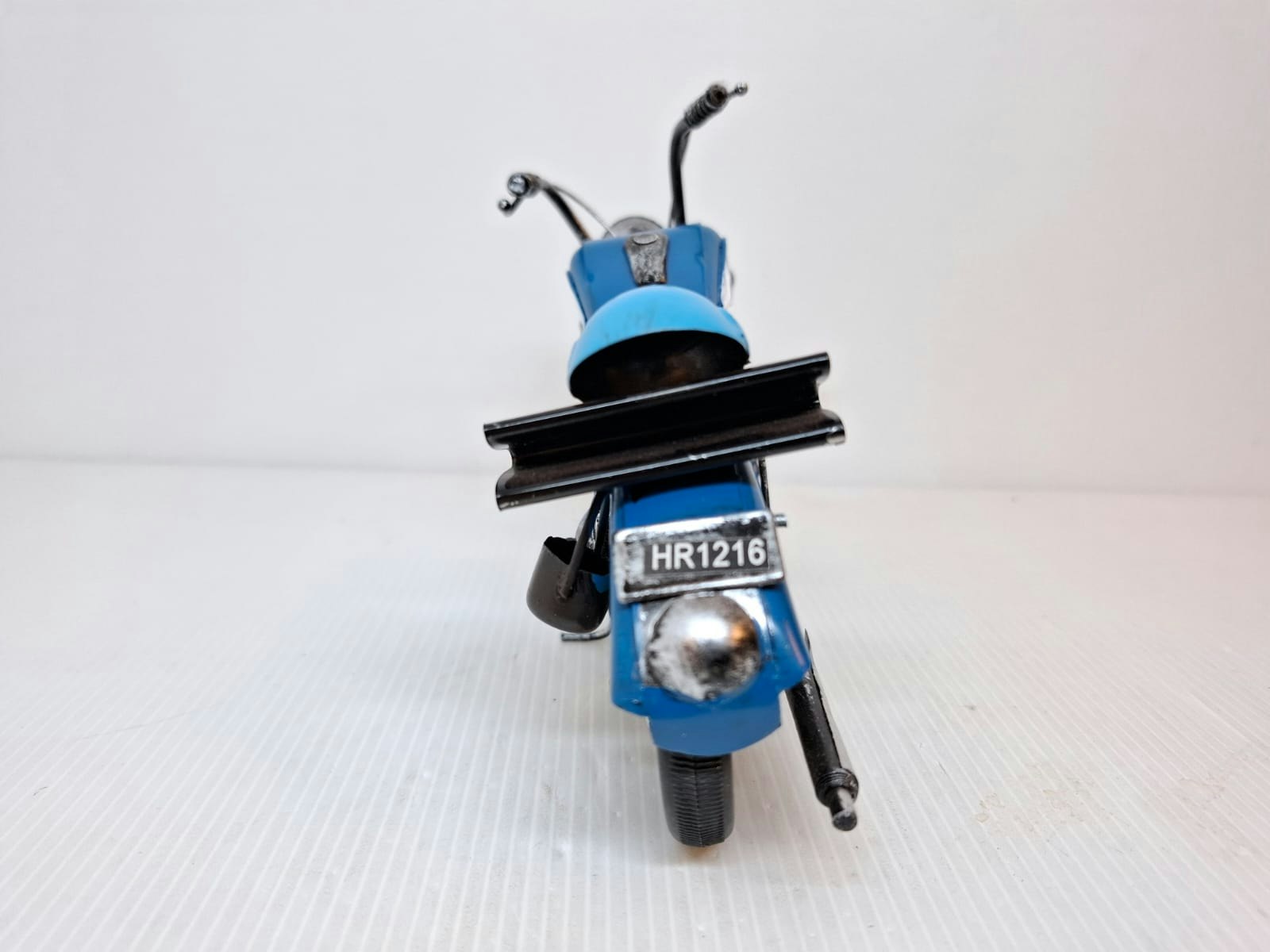 Modell Motorcykel Plåt