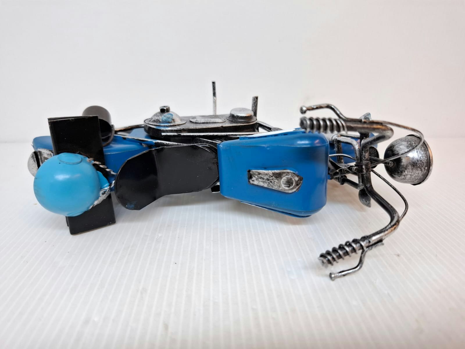Modell Motorcykel Plåt