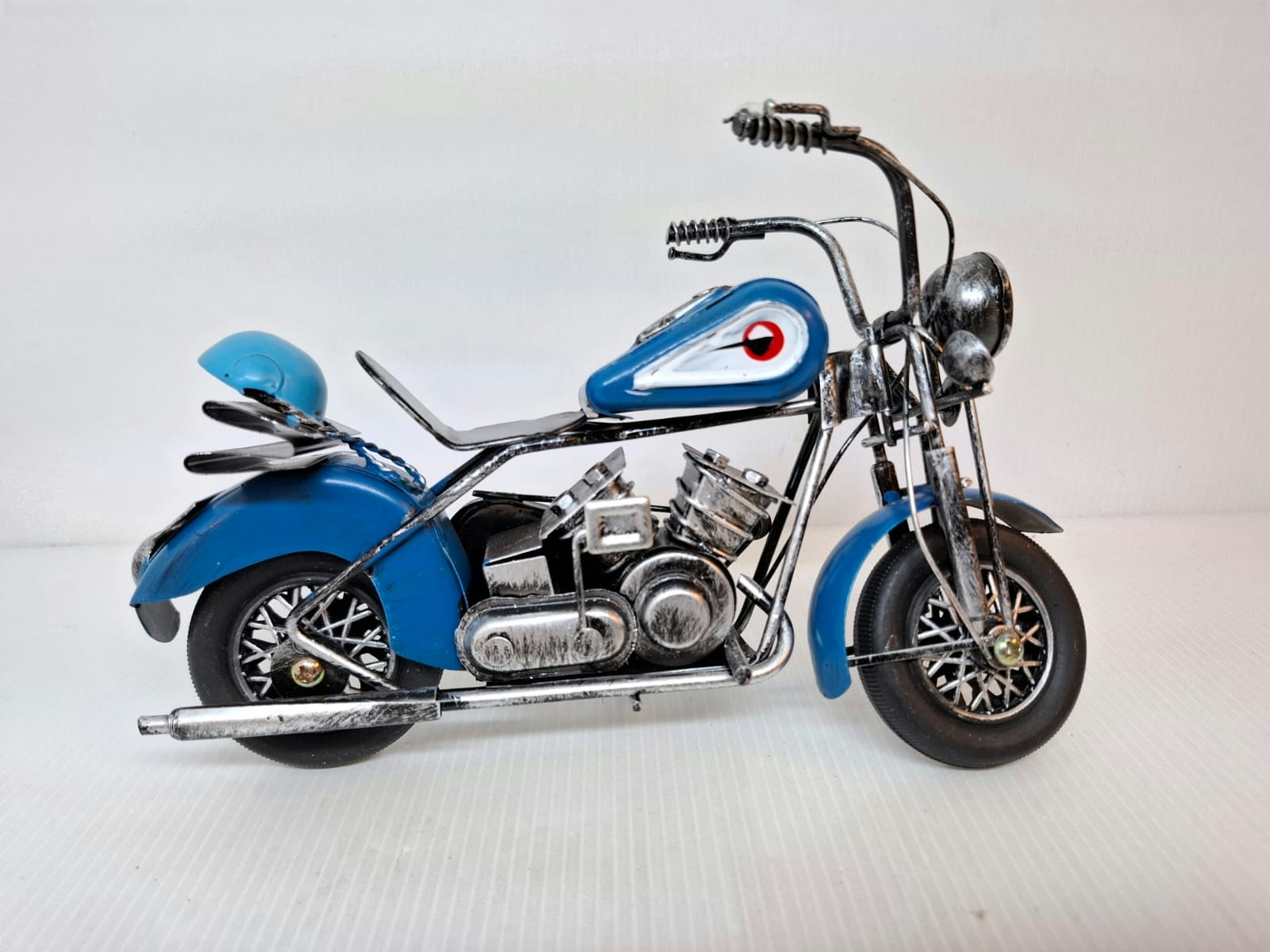 Modell Motorcykel Plåt