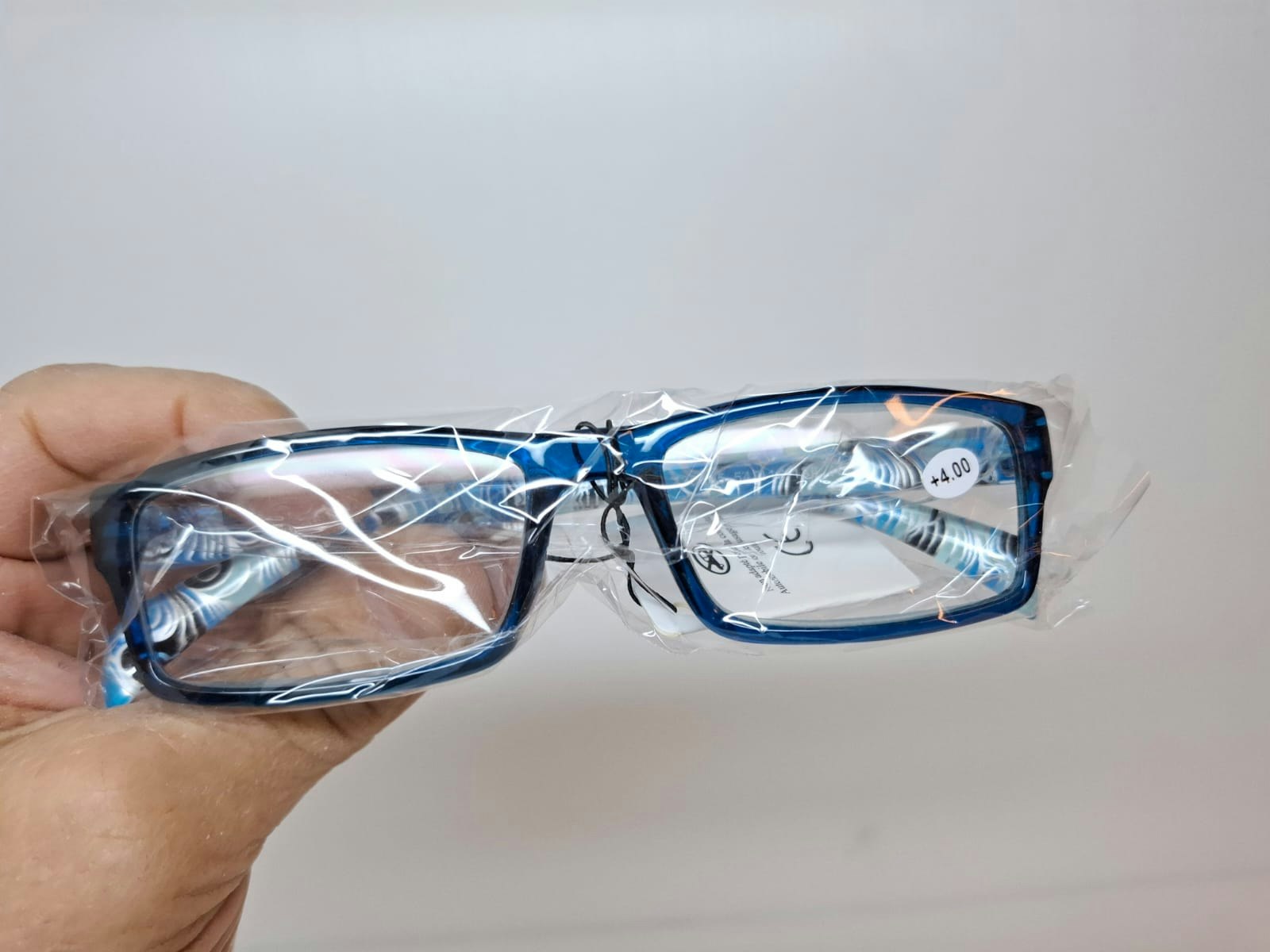 Läsglasögon +4.00 (Glasögon +4)