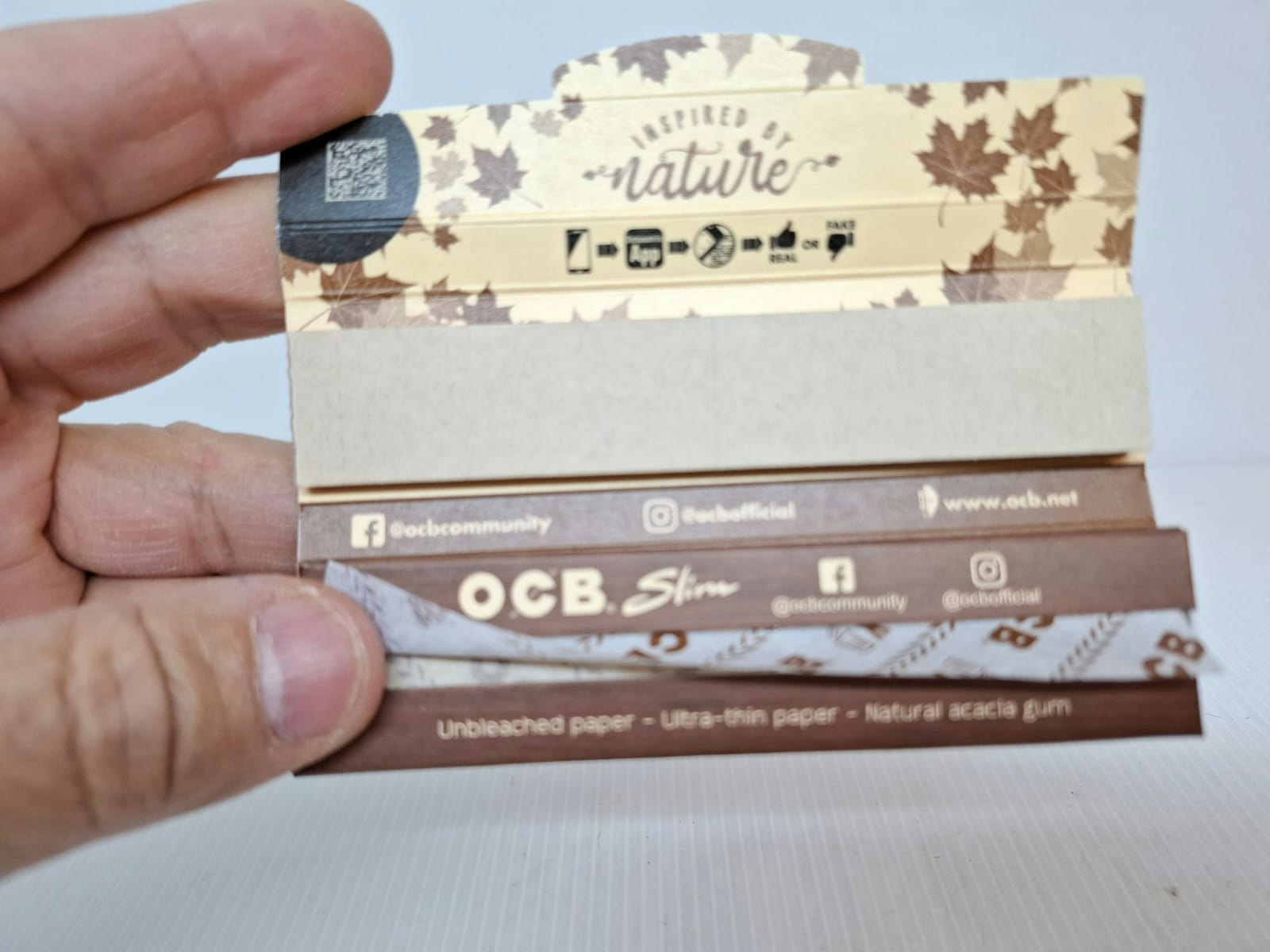DISPLAY: OCB Kingsize Slim Unbleached + Filter
