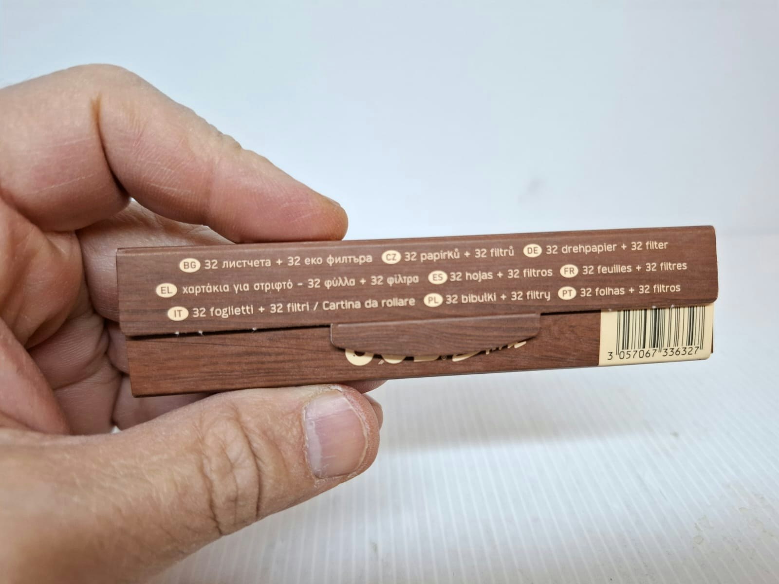DISPLAY: OCB Kingsize Slim Unbleached + Filter