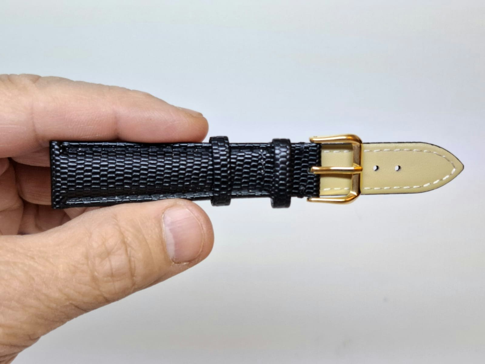 Armband SVART KALVSKINN ÖDLA/ORM (18 mm) + tillbehör