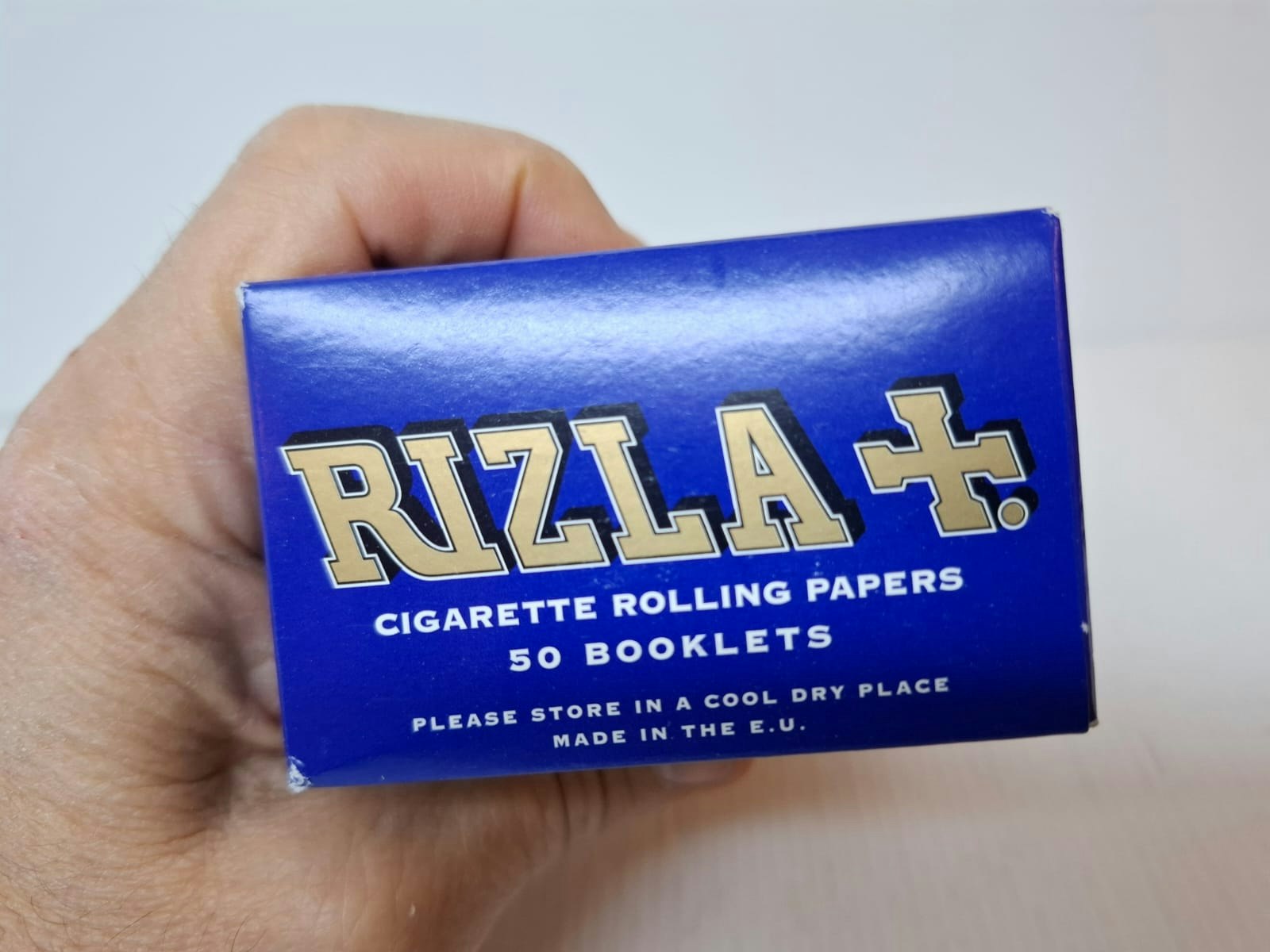 Rizla Mörkblå Mini cigarettpapper (10 förpackningar)