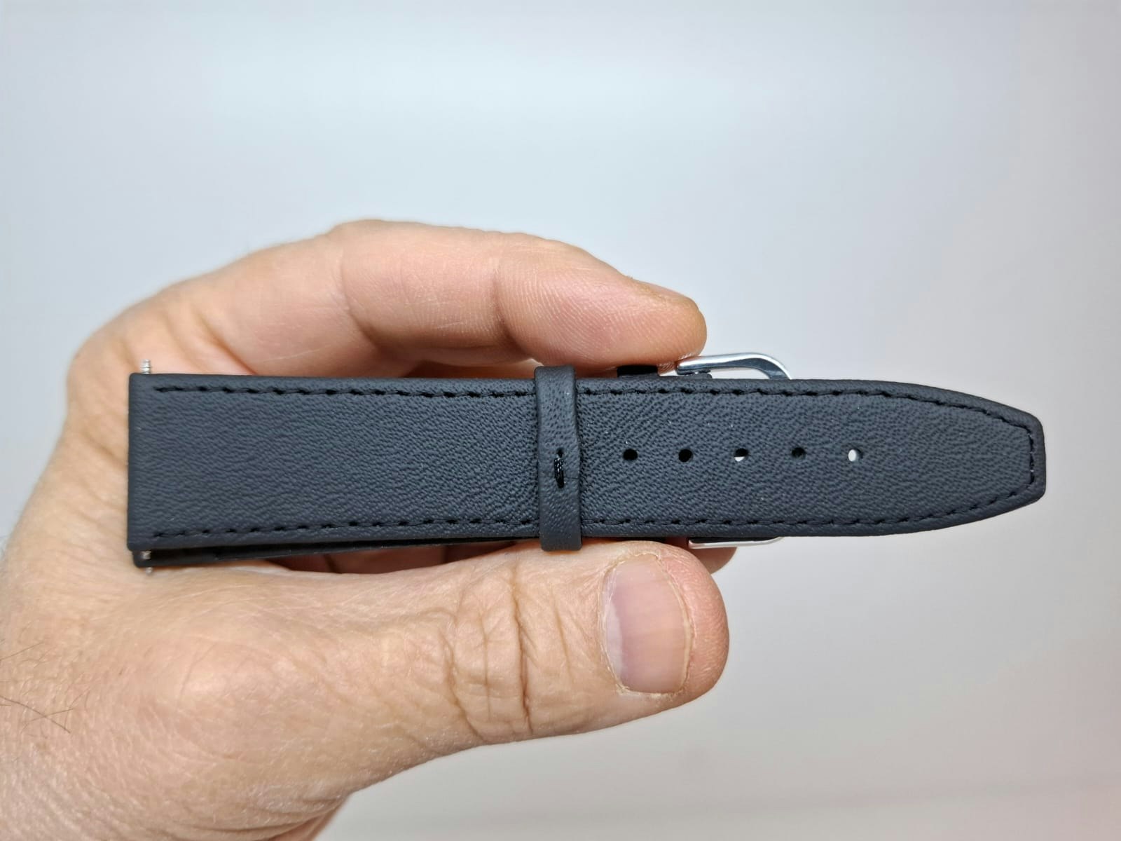 Armband SVART KALVSKINN (22 mm)