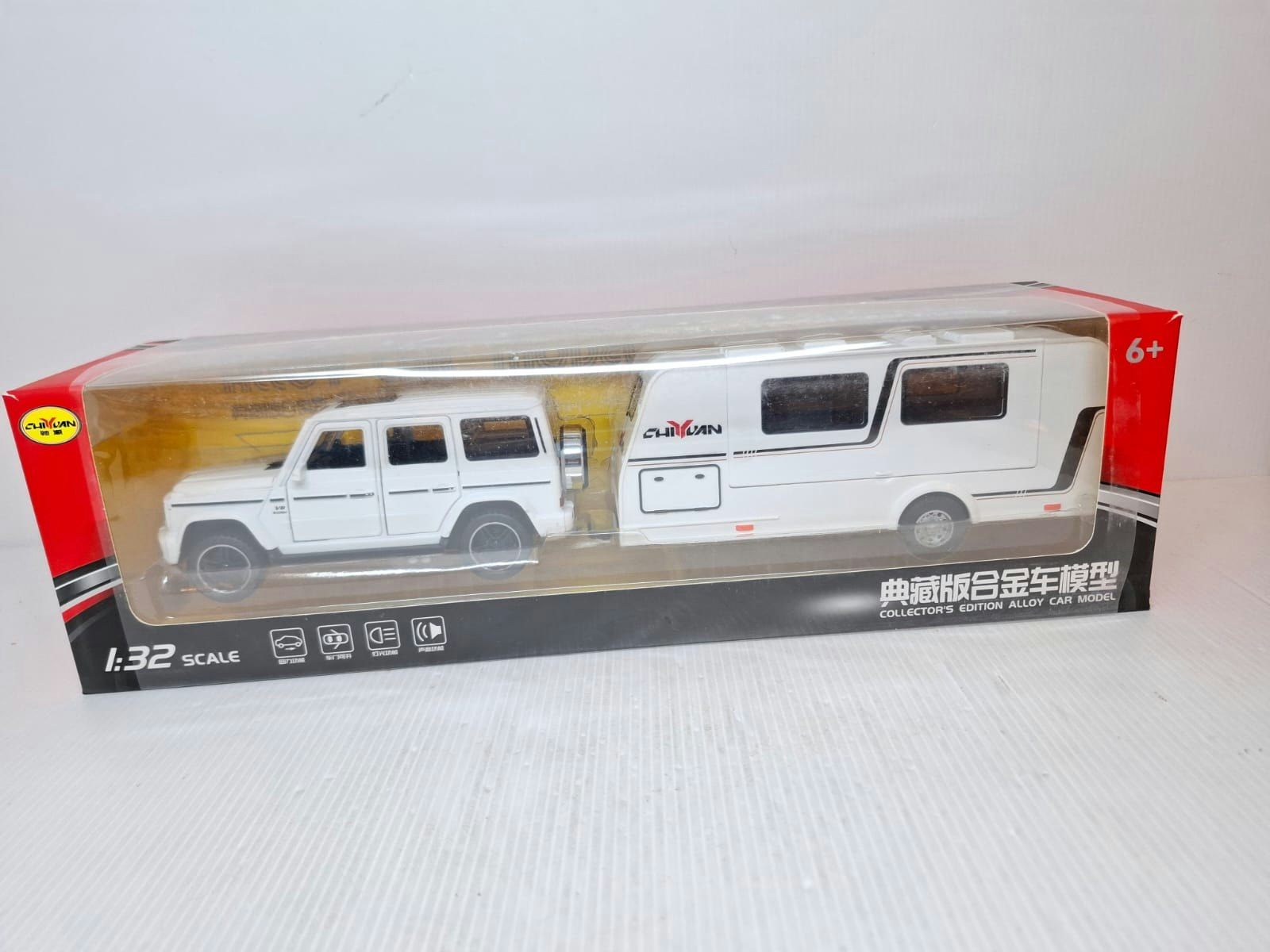 Modellbil + Husvagn (Skala 1:32) Diecast