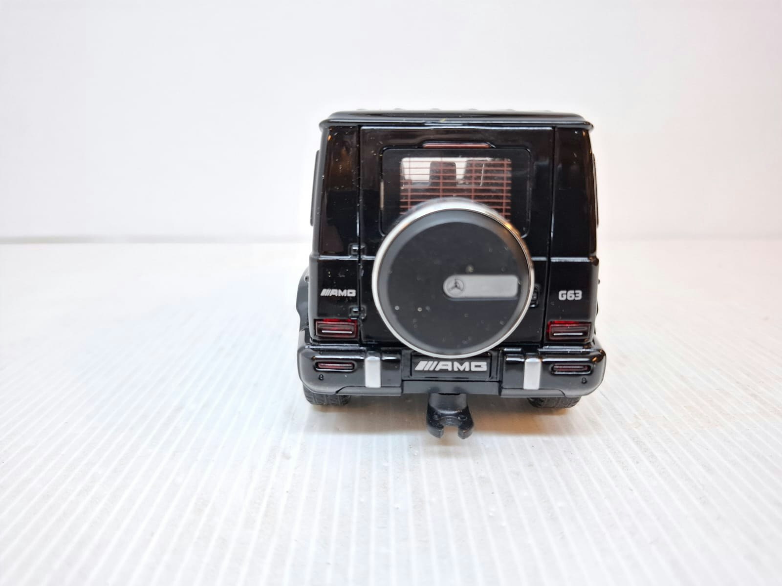 Modellbil + Husvagn (Skala 1:32) Diecast