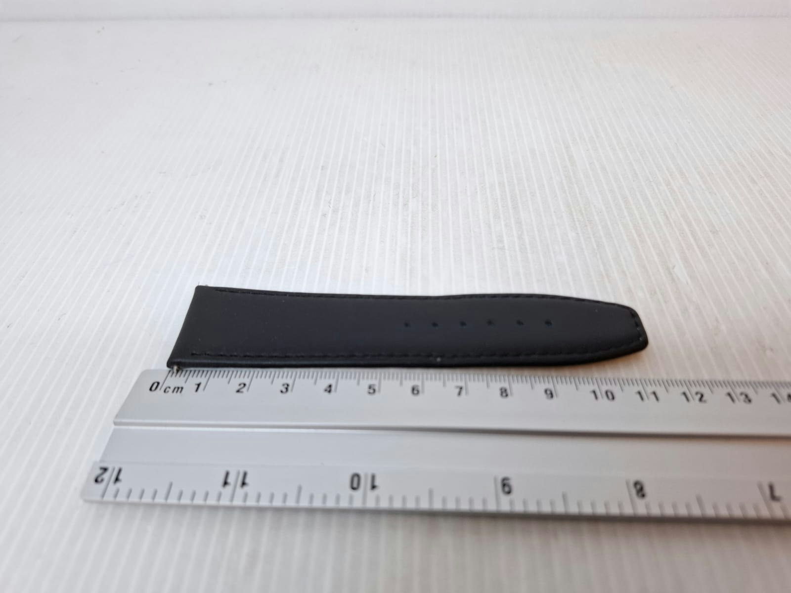 2st: Armband BRUN/SVART KALVSKINN (26 mm)