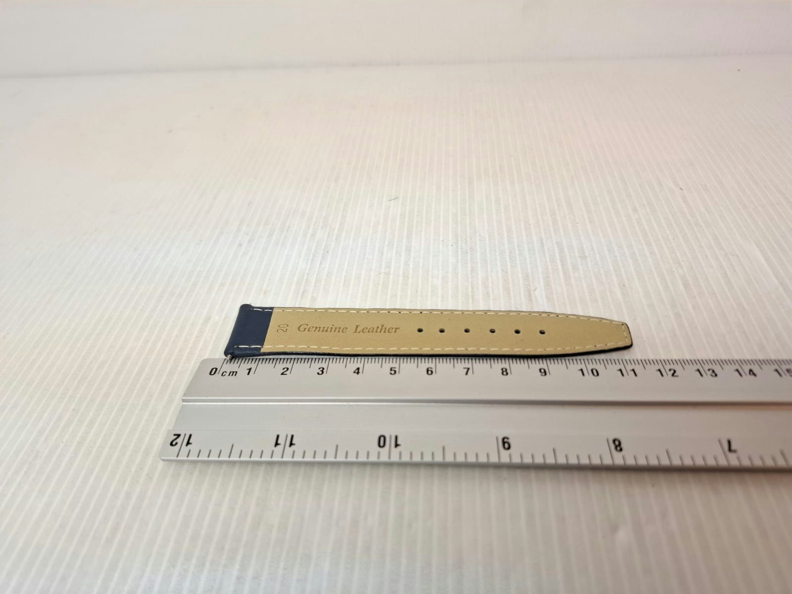Armband BLÅ KALVSKINN (20 mm)