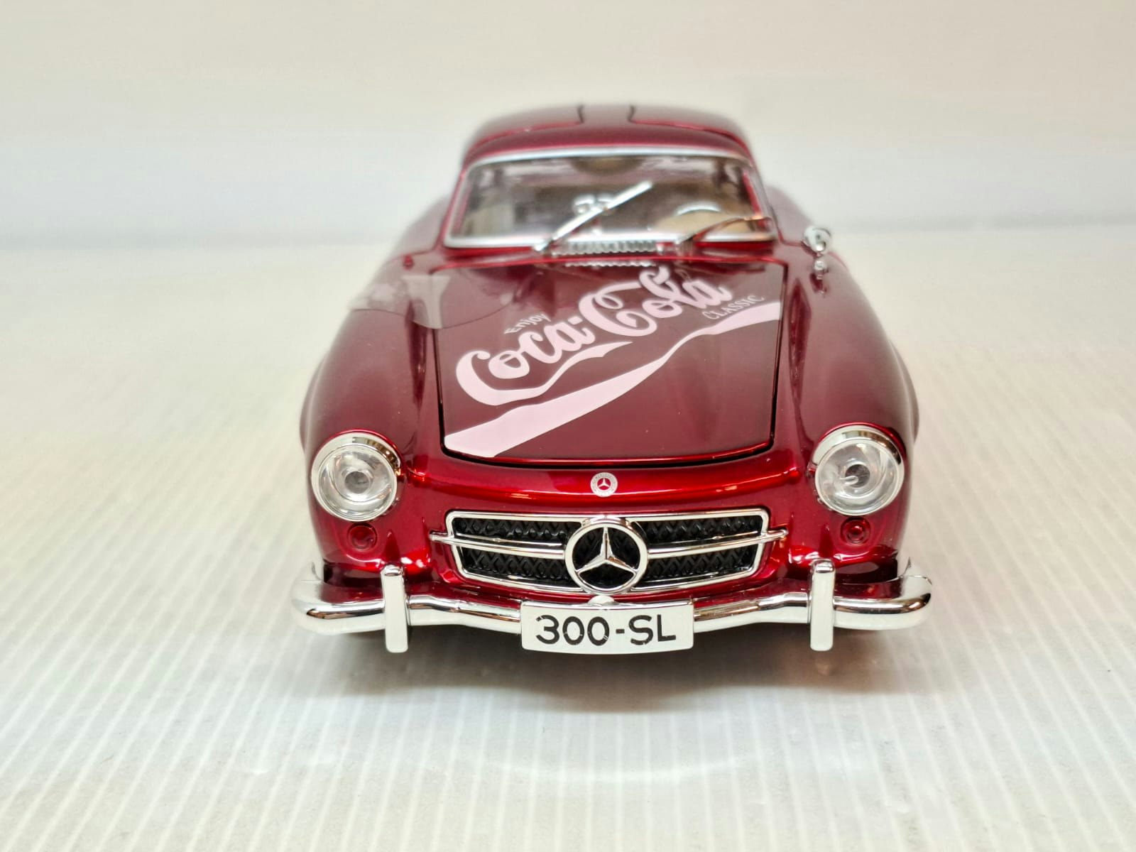 Modellbil Coca-Cola Mercedes-Benz 300 SL - Skala 1:24
