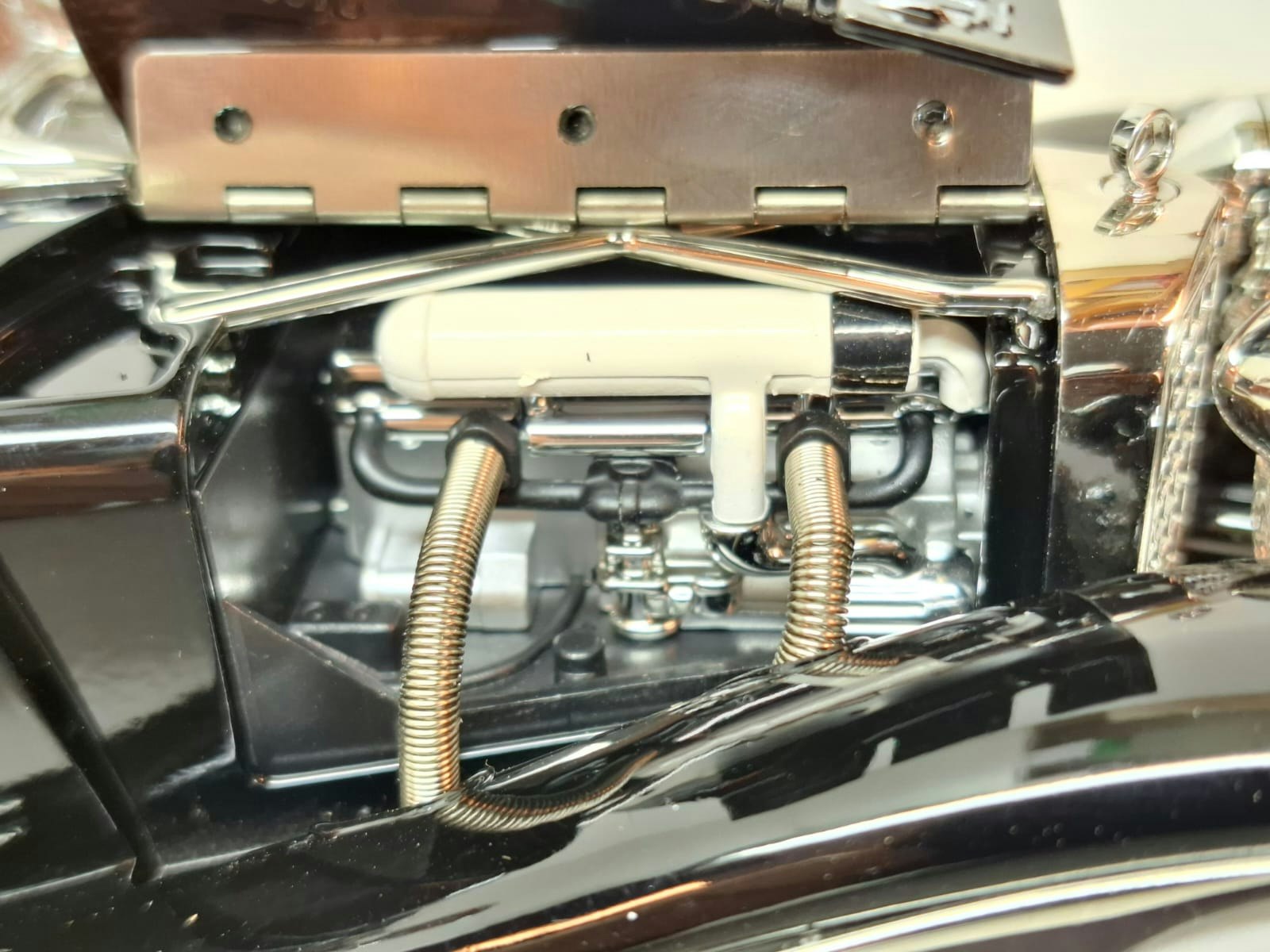 Modellbil Mercedes-Benz 500K Roadster 1936 - Skala 1:24
