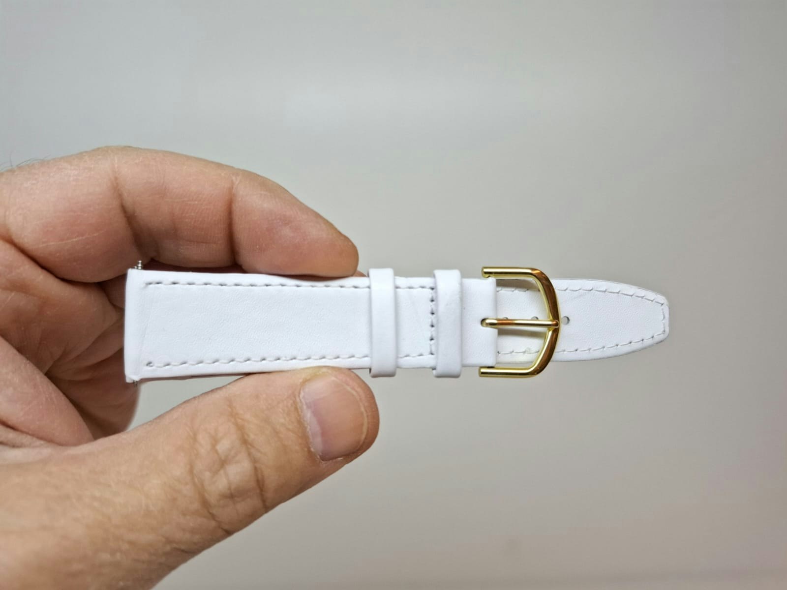 Armband VIT KALVSKINN (20 mm)