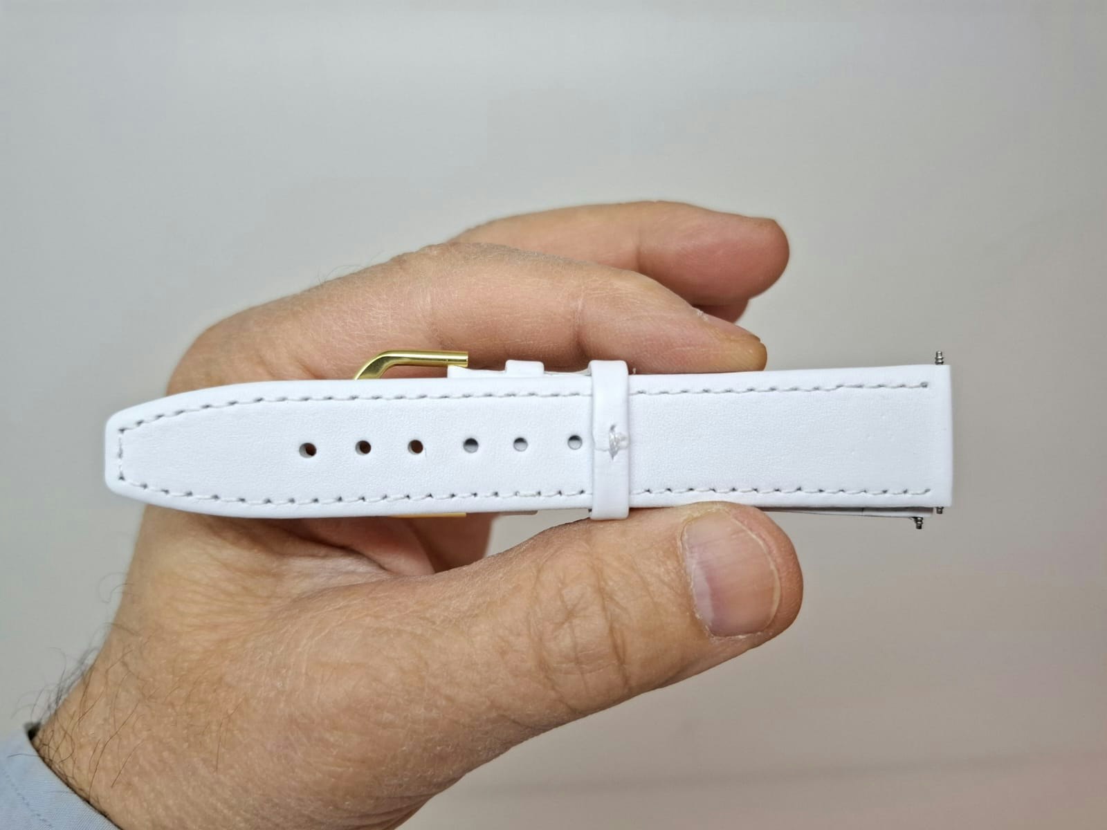 Armband VIT KALVSKINN (20 mm)
