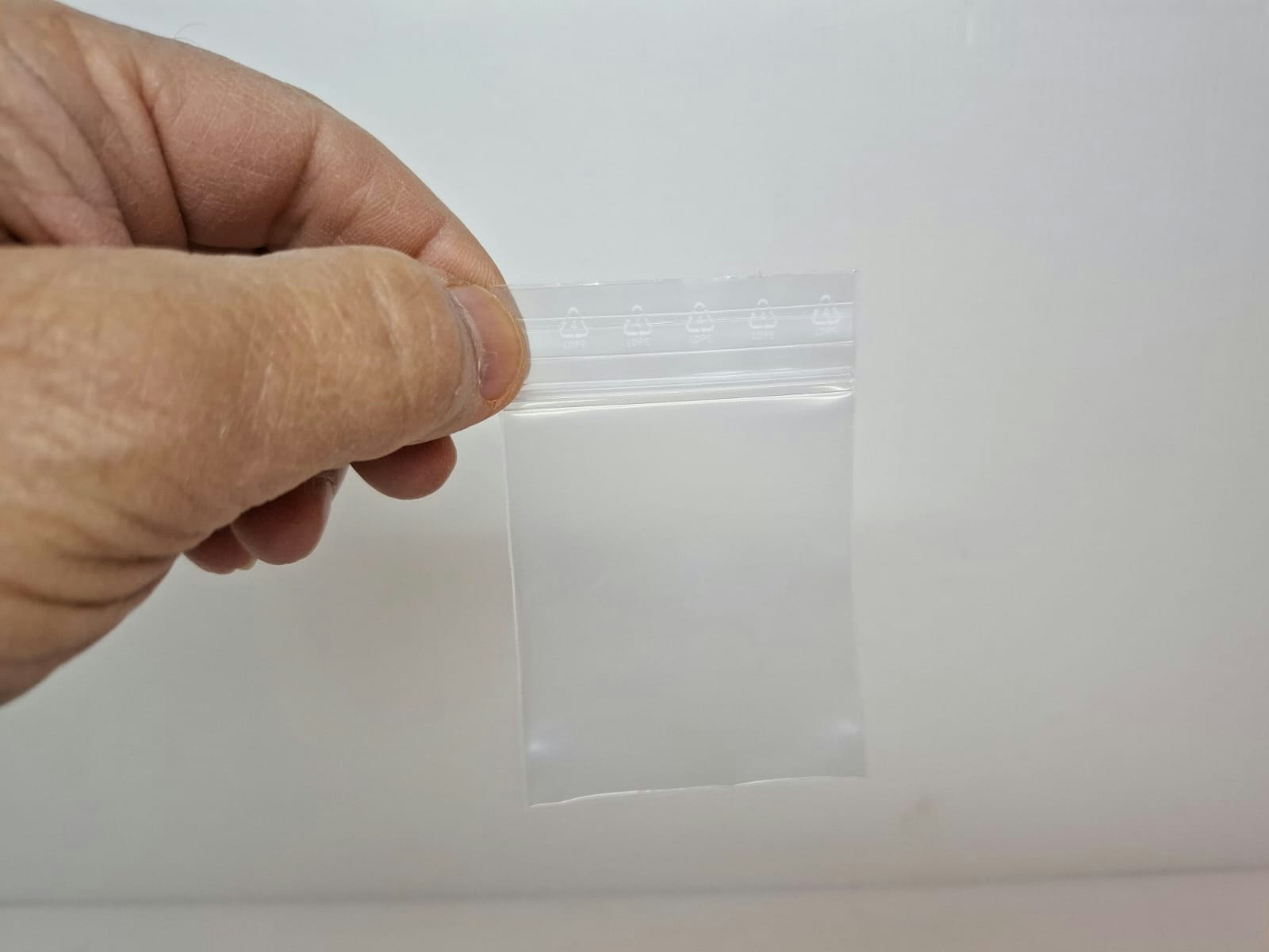 DISPLAY: Blixtlåspåsar / Zippåsar: 55x65 mm TJOCK (0.090mm)