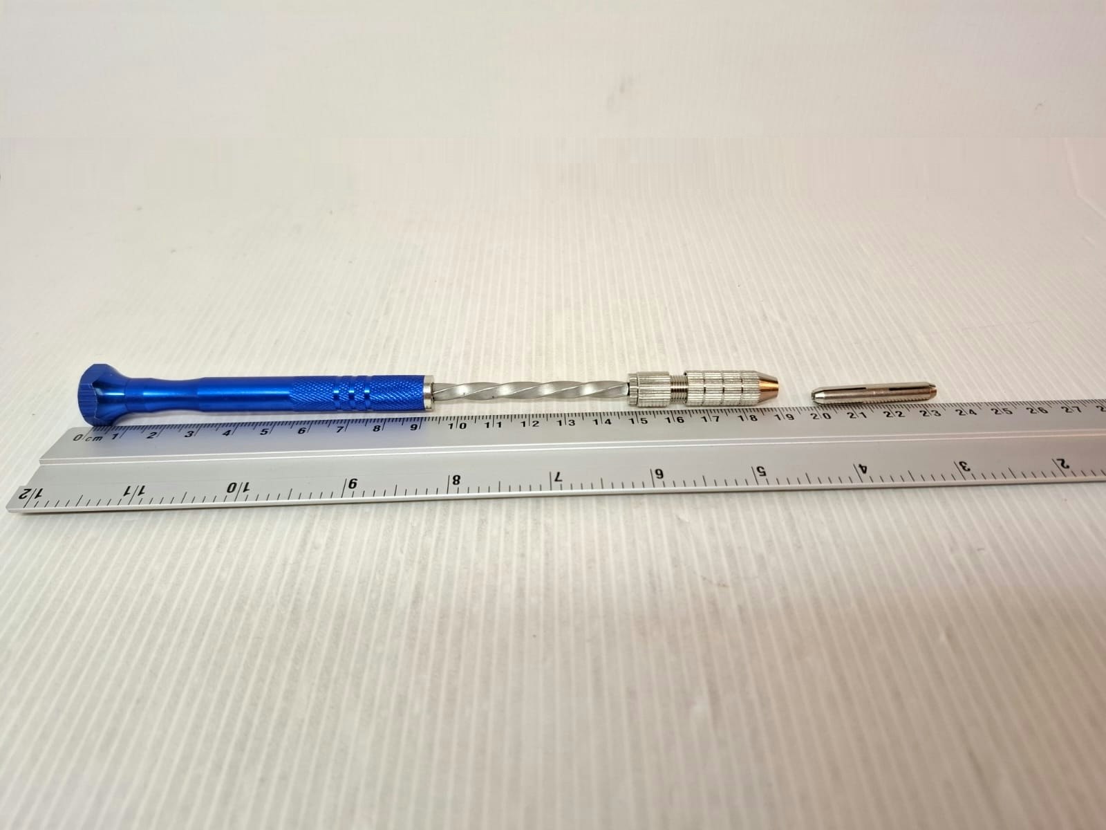 Halvautomatisk Borr / Handborr / Pin vise