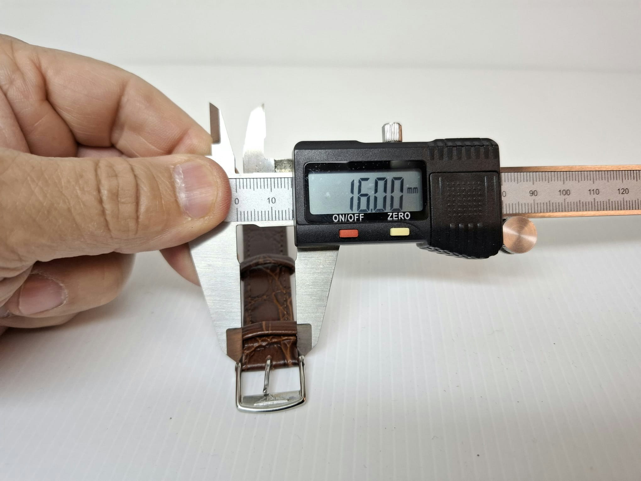 Armband LONGINES KALVSKINN "KROKODIL" (18 mm)