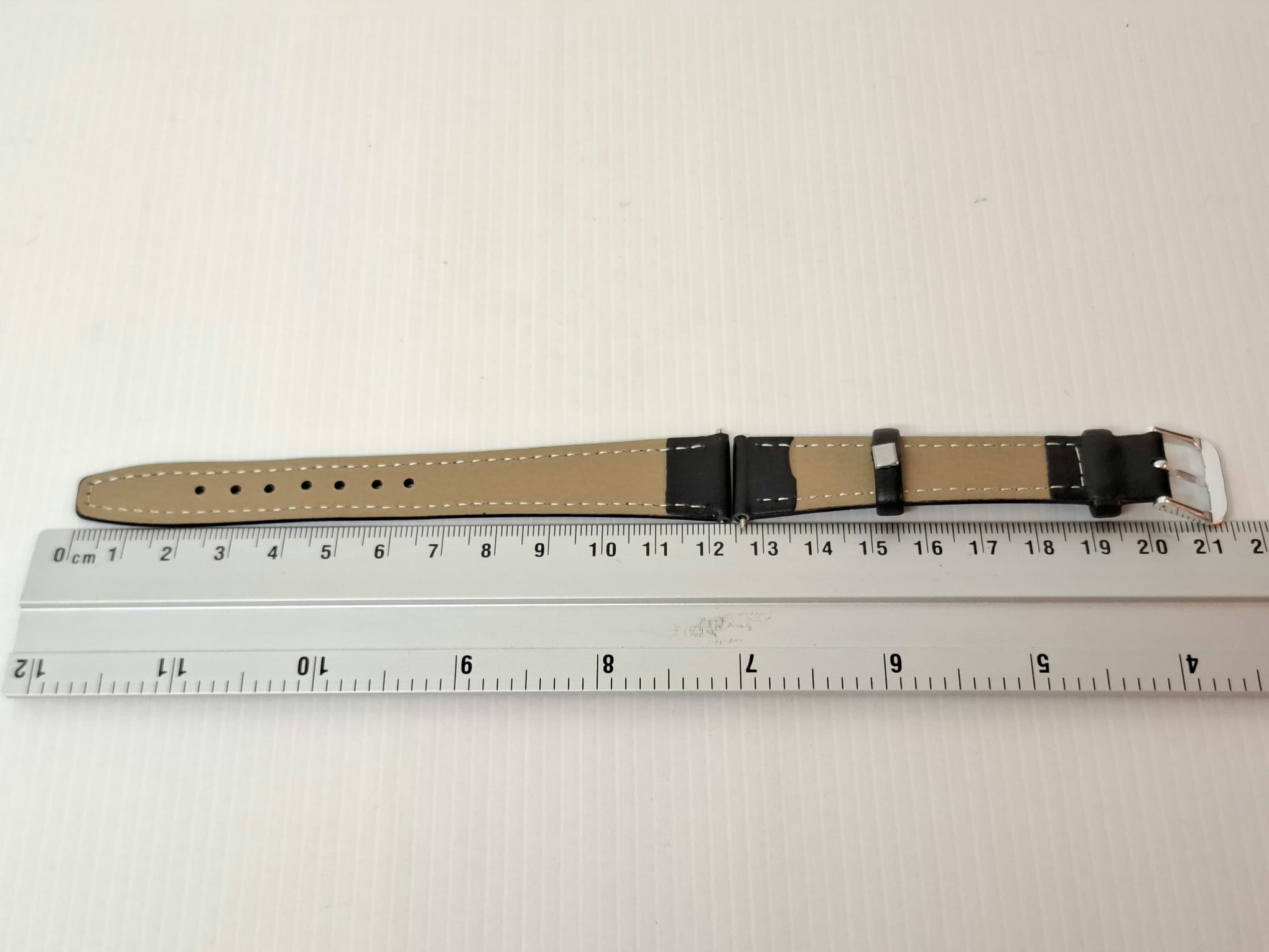 Armband SVART SLIM (18 mm)