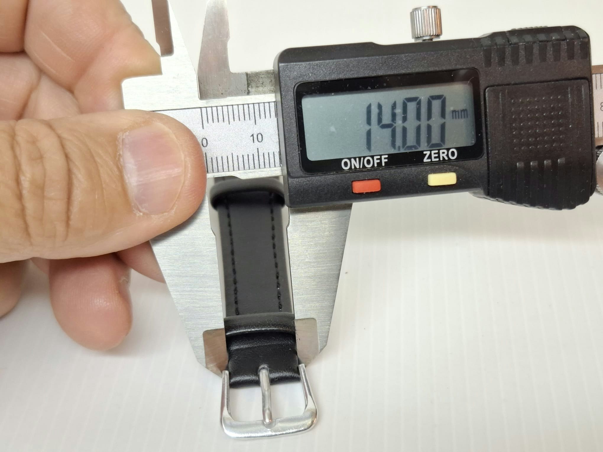Armband SVART SLIM (18 mm)