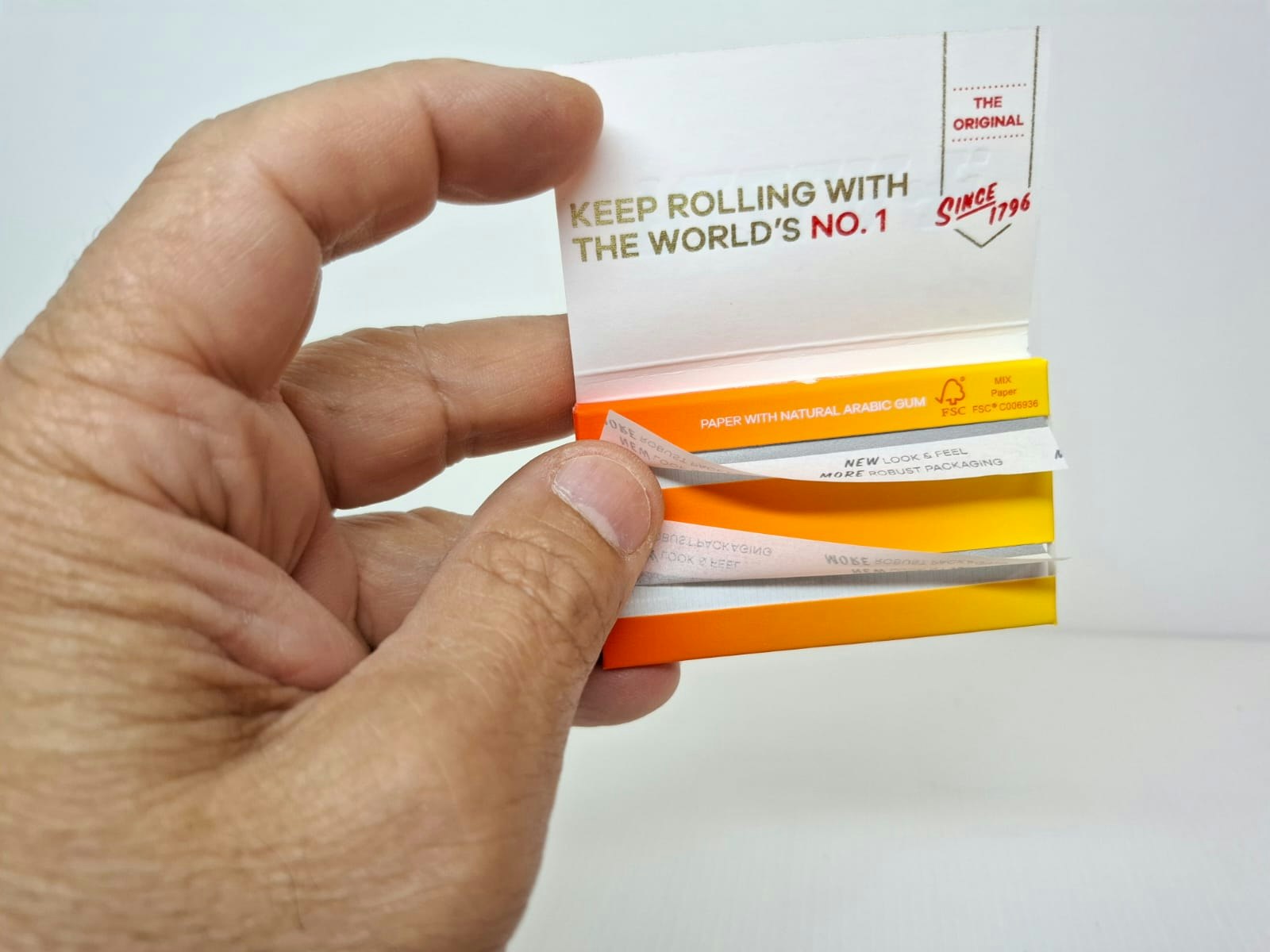 DISPLAY: Rizla Ultra Thin Mini Dubbel