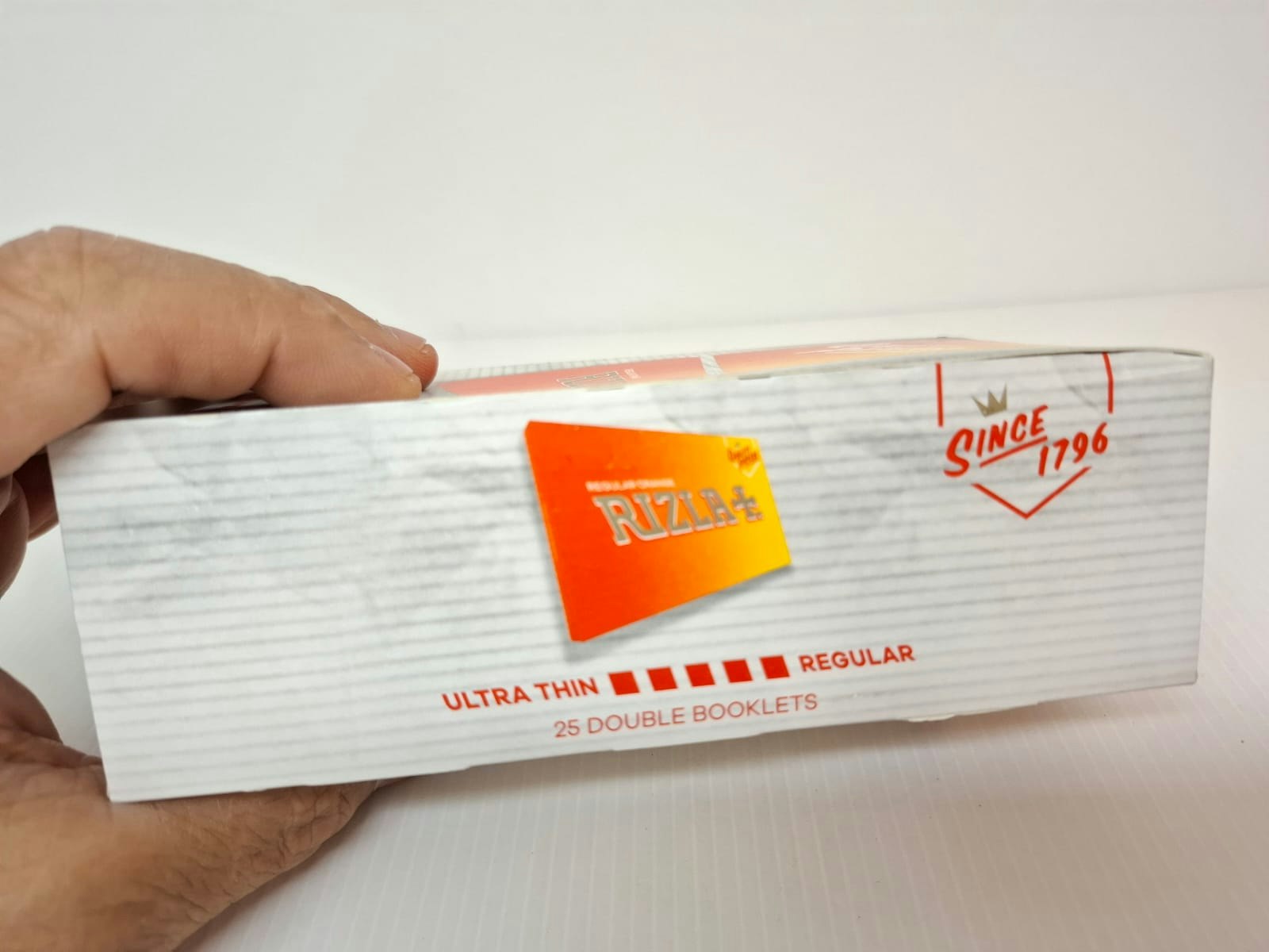 DISPLAY: Rizla Ultra Thin Mini Dubbel