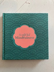 En enkel bok : mindfulness av Sara Starkström