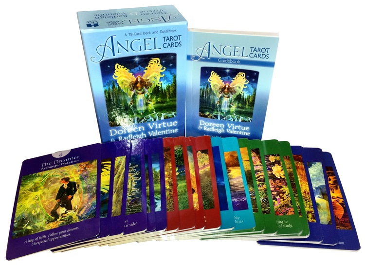 Angel Tarot Cards A 78-Card Deck and Guidebook av Radleigh Valentine