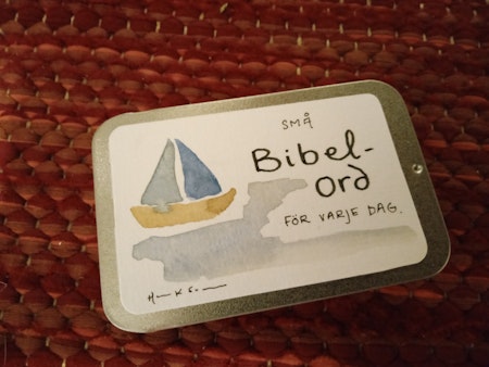 Söt plåtask med bibelord (båt)