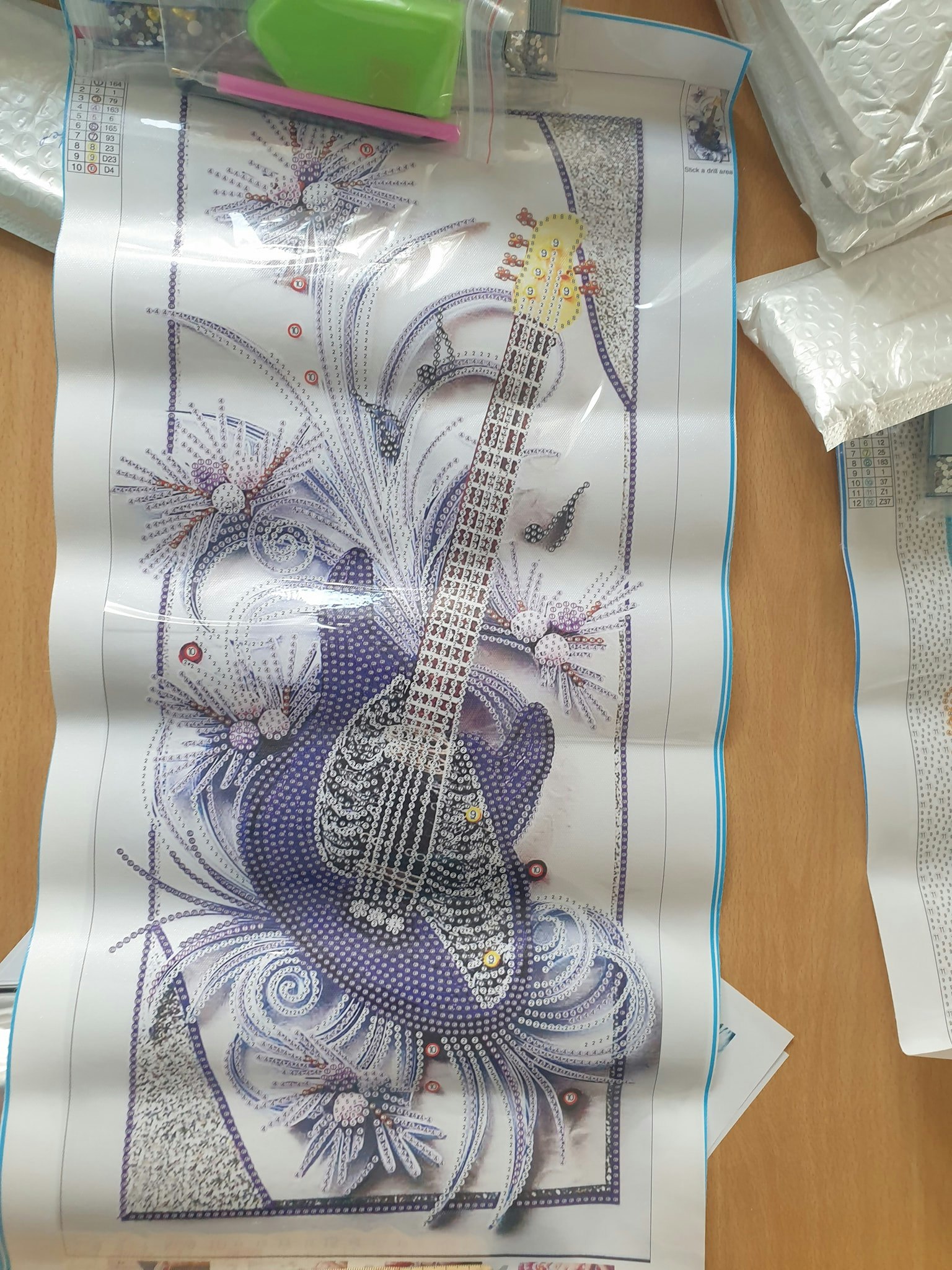Gitar delvis perlet