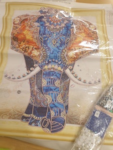 Elefant delvis perlet