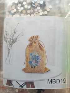 Gavepose blå blomster