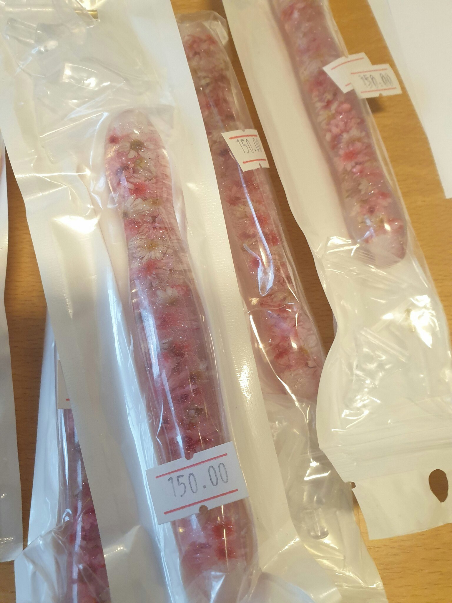 Penn med plast tupper