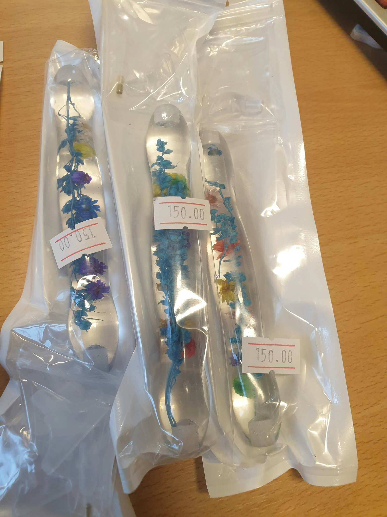 Penn med plast tupper