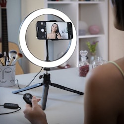 Selfie -ringljus med stativ och fjärrkontroll Youaro InnovaGoods