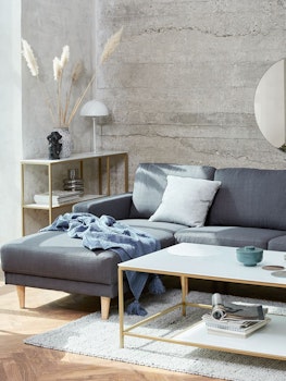 Avlastningsbord PANDRUP 30x110 – Stilrent i Vit och Guld för Ditt Hem!