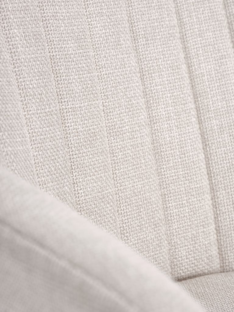 Fåtölj UDSBJERG – Elegant Beige Tyg med Ekben för Komfort och Stil!